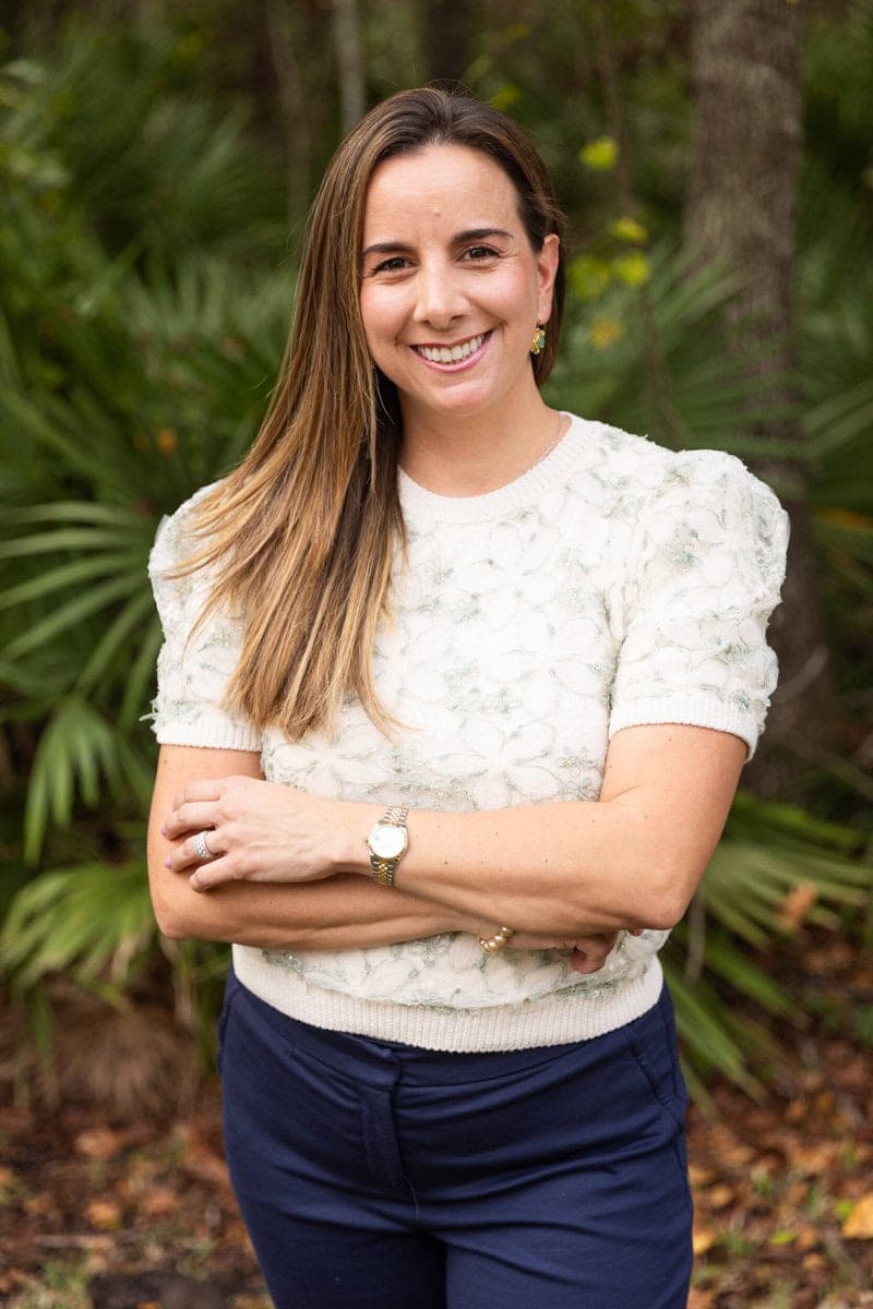 Dra Adriana Padron of Doctors Lake Family Dental