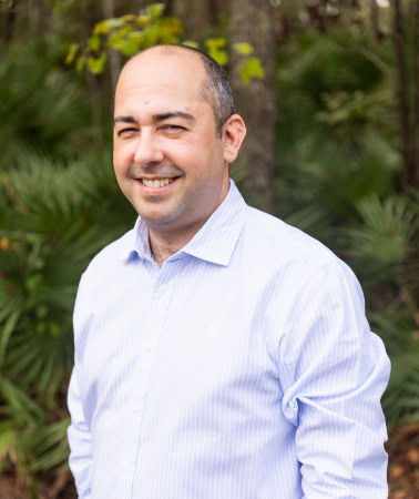Dr. Fernando Padron of Doctors Lake Family Dental